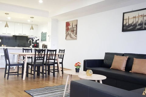 RiverView Spacious 3BR2Bath2Car WifiPoolGym Crown - Kempsey Accommodation 2