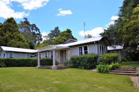 Robin Hill Manor - Kempsey Accommodation 0
