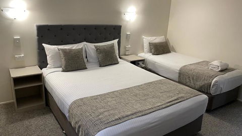 Rocky Gardens Motor Inn Rockhampton - Kempsey Accommodation 2