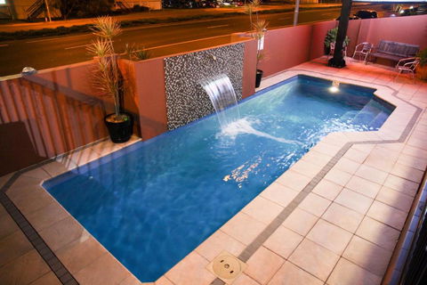Rocky Resort Motor Inn - Kempsey Accommodation 2