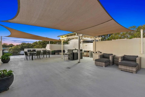 Rooftop Island Sunsets - Kempsey Accommodation 0