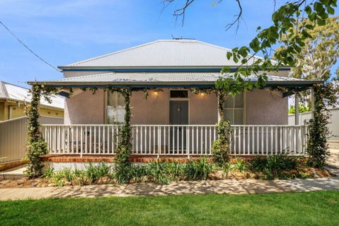 RoseBerne Cottage - Kempsey Accommodation 0