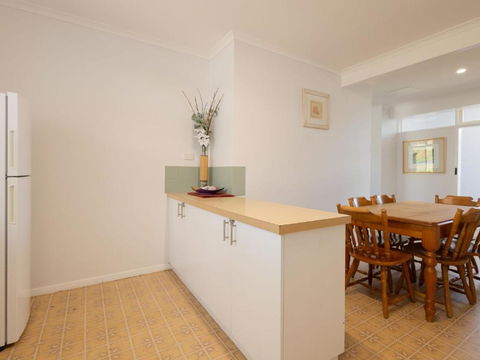 Rosella Perch - Kempsey Accommodation 2