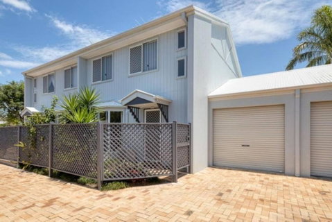 Rosella Rise! - Kempsey Accommodation 0