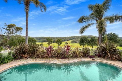 Roxy - A Secluded Luxury Estate Near Berry, Where Serenity Meets Family Comfort - Kempsey Accommodation 0