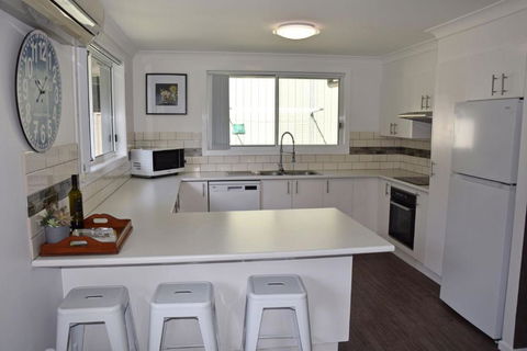 Rudder House - Kempsey Accommodation 2