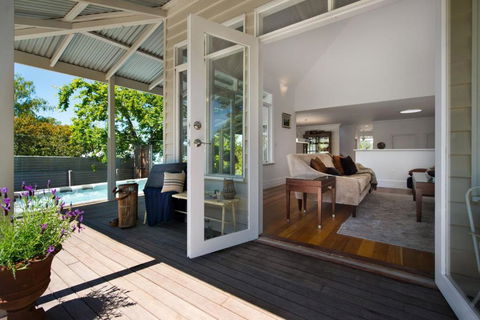 Sades - Kempsey Accommodation 2