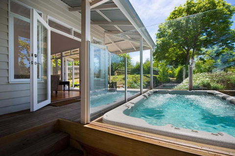 Sades - Kempsey Accommodation 1