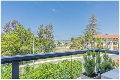 Salt & Sand Getaway - Kempsey Accommodation 0