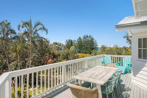 Salt Spray - Kempsey Accommodation 3