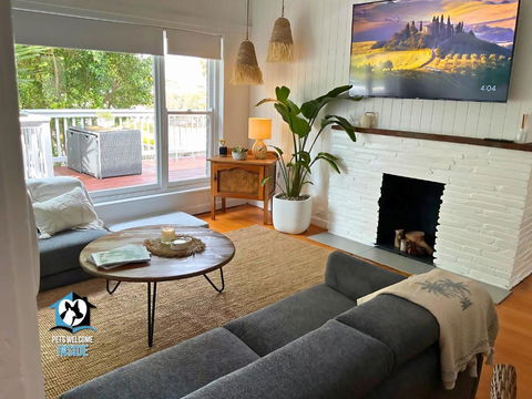 Saltwater Sunsets Seaside Haven With Ocean Views - Kempsey Accommodation 2