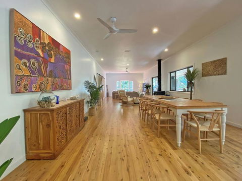 Salty Beach - Kempsey Accommodation 2