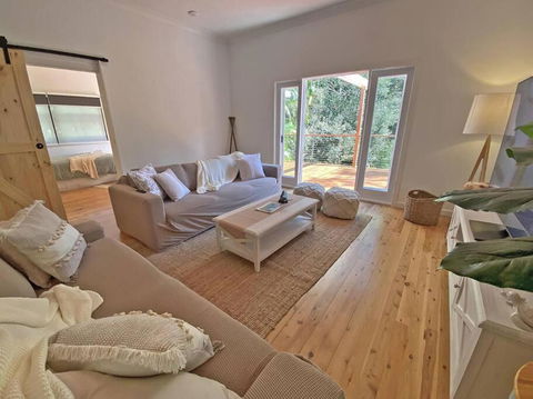 Salty Beach - Kempsey Accommodation 3