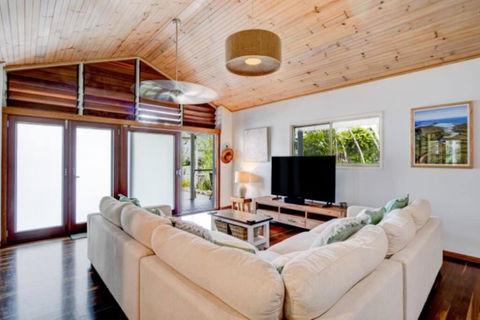 Sandalwood - Kempsey Accommodation 0