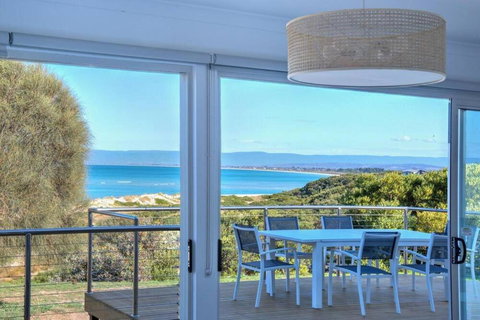Sandbar Beach House - Kempsey Accommodation 2