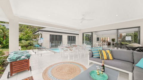 Sandcastles - Palm Cove - Kempsey Accommodation 2