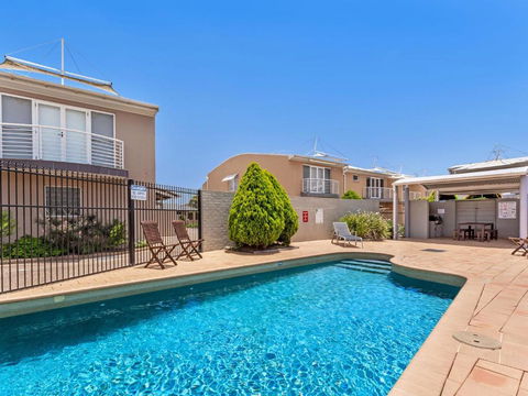Sandcastles 7 8 Ala Moana Way - Kempsey Accommodation 0