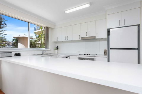 Sandown - Hosted By Burleigh Letting - Kempsey Accommodation 3
