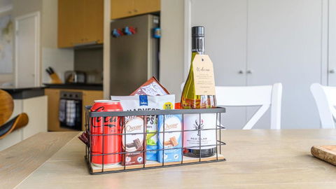 Sandpiper 9 - Close To Town And Beach - Kempsey Accommodation 1