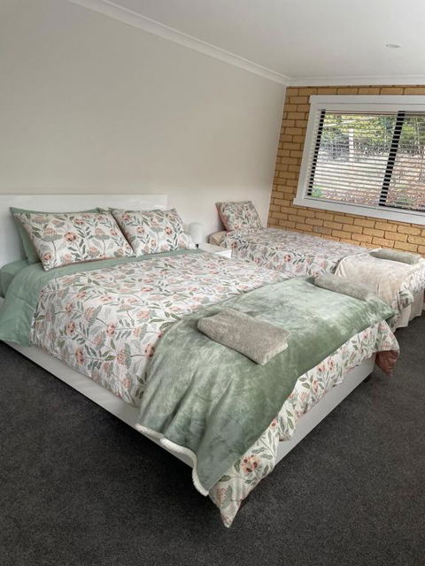 Sandstone Family Apartment - Kempsey Accommodation 1