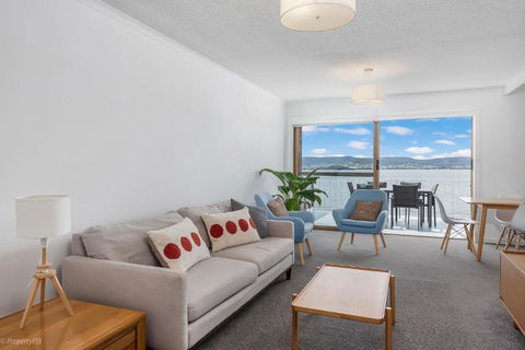 Sandy Bay Waterfront - Kempsey Accommodation 0
