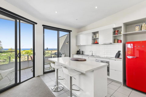 Sandy Beach Apt 4 - Kempsey Accommodation 2