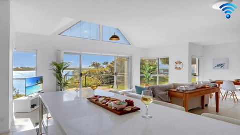 Sandy Cove - Kempsey Accommodation 0