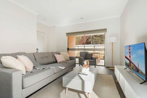 Spacious & Accessibly Friendly 3BR Home In Darley - Kempsey Accommodation 0