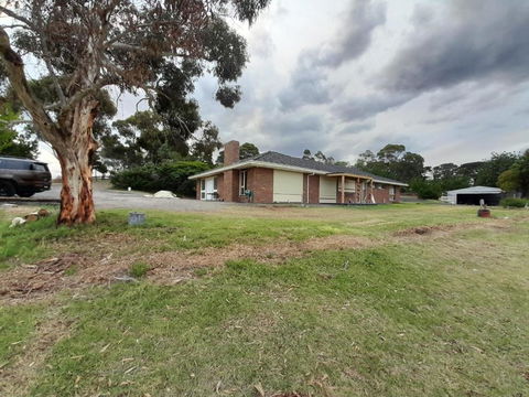 Stay At Swans - Kempsey Accommodation 0