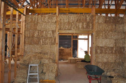 Strawbale House Bacchus Marsh - Kempsey Accommodation 1