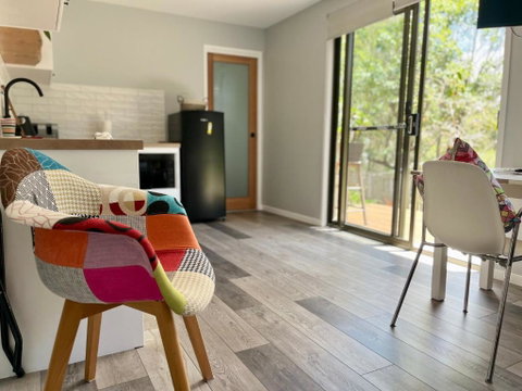 Stylish Guest Suite In Everton Hills - Kempsey Accommodation 2