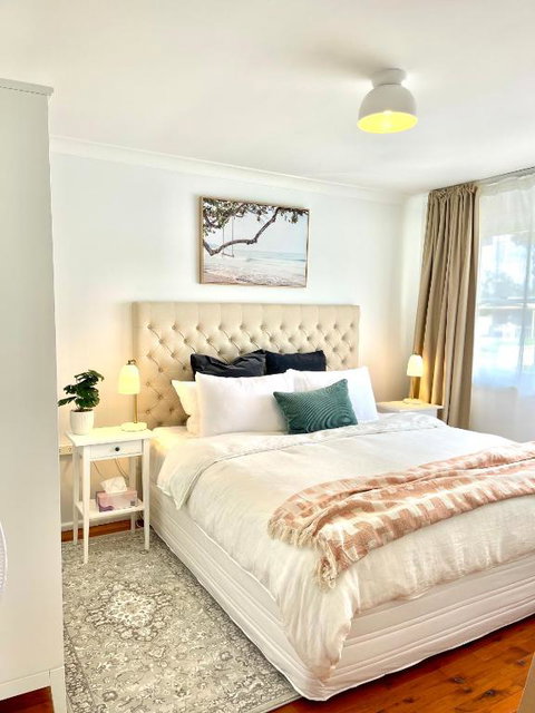 Sunshine Retreat Modern 3BR Haven - Kempsey Accommodation 0