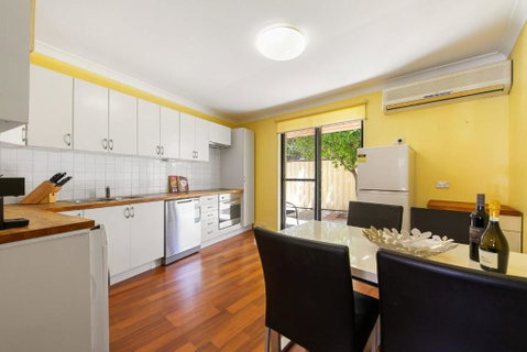Swan River Applecross Heathcote Park 1BR Villa - Kempsey Accommodation 3
