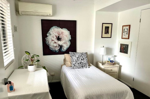 Swan Townhouse - Kempsey Accommodation 3