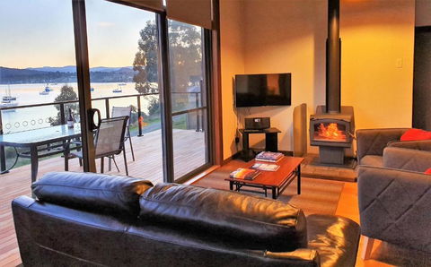 The Beach House- Private Jacuzzi And Wood Fire! - Kempsey Accommodation 1