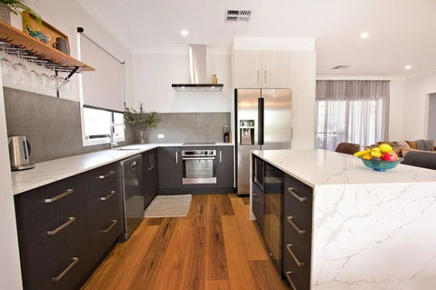 The Clyde Barossa Valley - Kempsey Accommodation 3