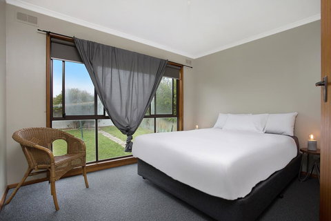 Beacon Point House - Kempsey Accommodation 3