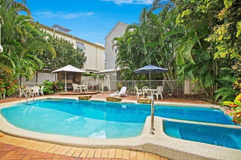 Beautiful North Facing River Views At Noosaville - Unit 4 Riverside 235 Gympie Tce - Kempsey Accommodation 0