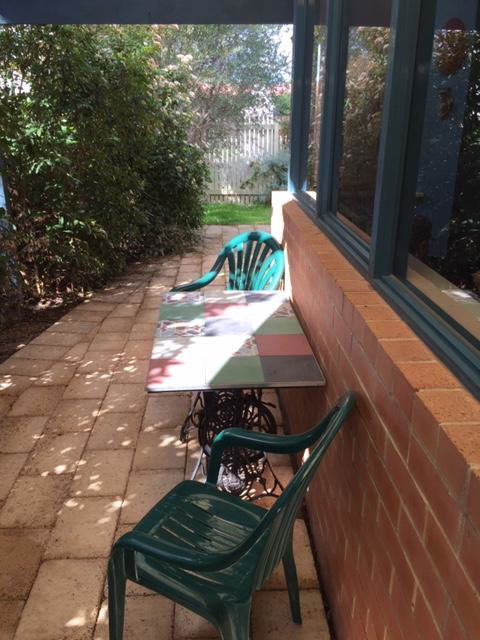Beautiful Retreat By The Beach - 1 Lecaille Court - Kempsey Accommodation 1