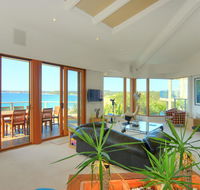 BEDARRA MOLLYMOOK BEACH - Kempsey Accommodation
