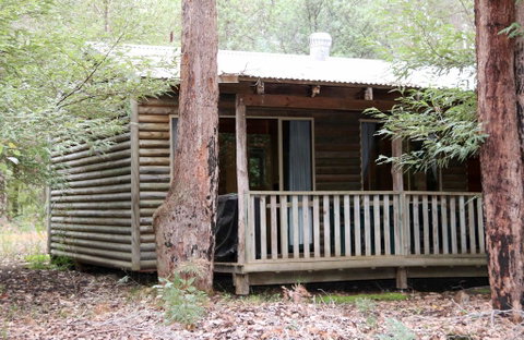 Beedelup House Cottages - Kempsey Accommodation 2
