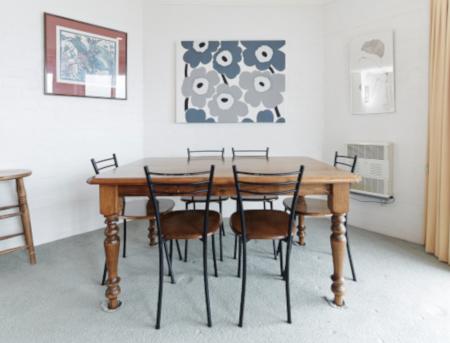 Beehive 14 - Kempsey Accommodation 2