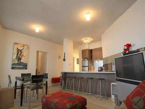 Beehive 18 - Kempsey Accommodation 3