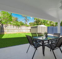 Beerburrum St 2/22 Dicky Beach - Kempsey Accommodation