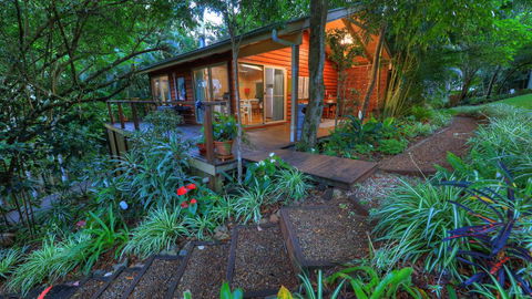 Belle's At Montville - Kempsey Accommodation 0