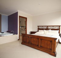 Bellfield Retreat - Kempsey Accommodation