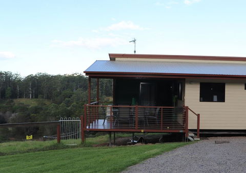 Bellthorpe Stays - Kempsey Accommodation 1