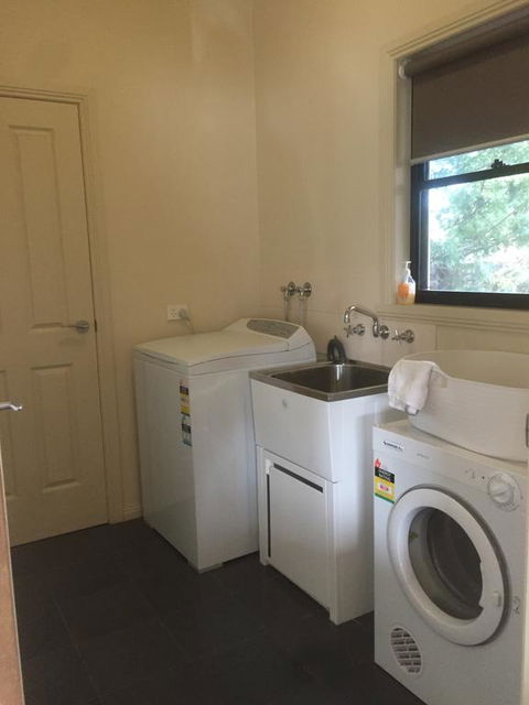 Bennett House Horsham - Kempsey Accommodation 2