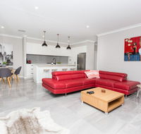 Best Central Wagga Townhouse - Kempsey Accommodation