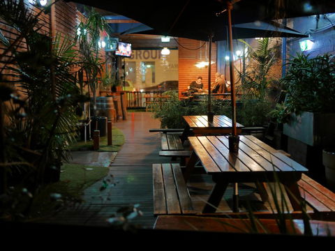 Bev And Mick's International Backpackers At Mcmahon's - Kempsey Accommodation 0